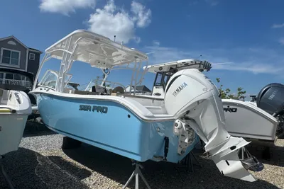 Sea Pro 240 DLX