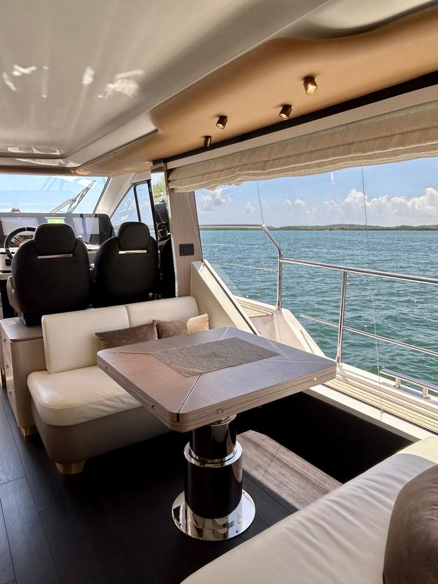 2023 Azimut 59 