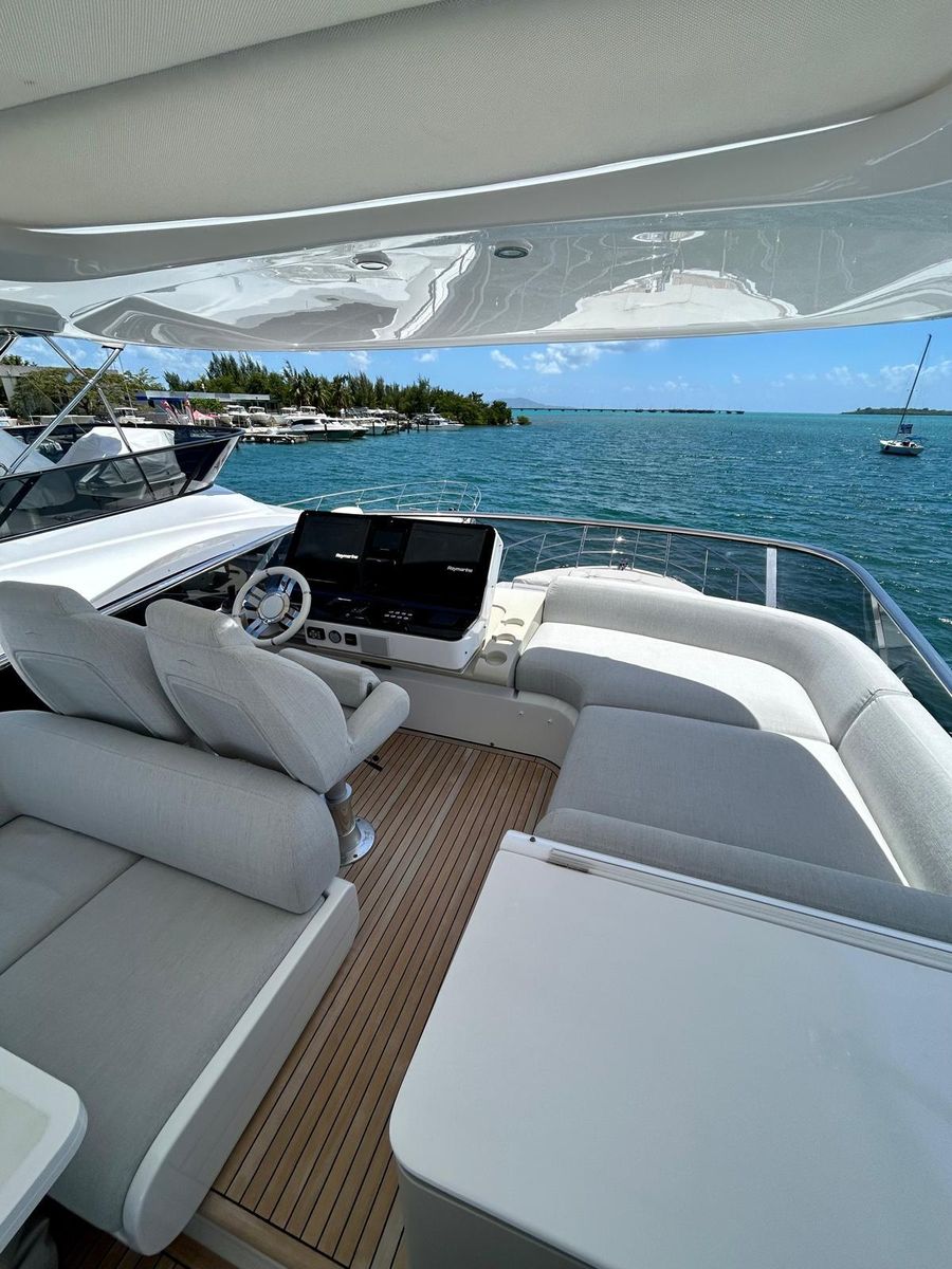 2023 Azimut 59 