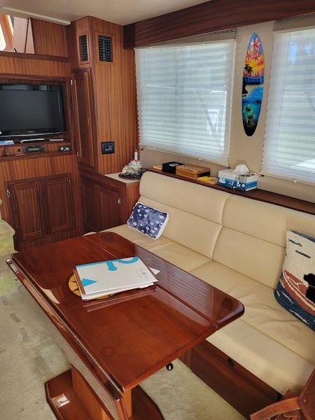 2010 American Tug 41 Flybridge, Stabilized
