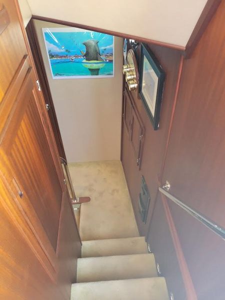2010 American Tug 41 Flybridge, Stabilized