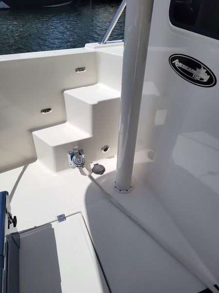 2010 American Tug 41 Flybridge, Stabilized