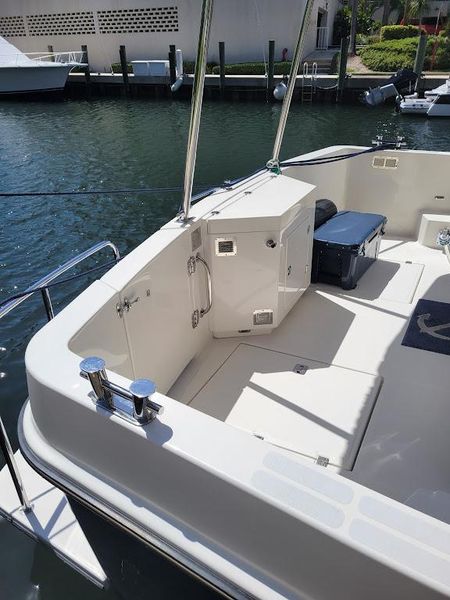 2010 American Tug 41 Flybridge, Stabilized