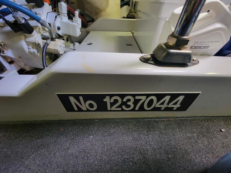 2010 American Tug 41 Flybridge, Stabilized