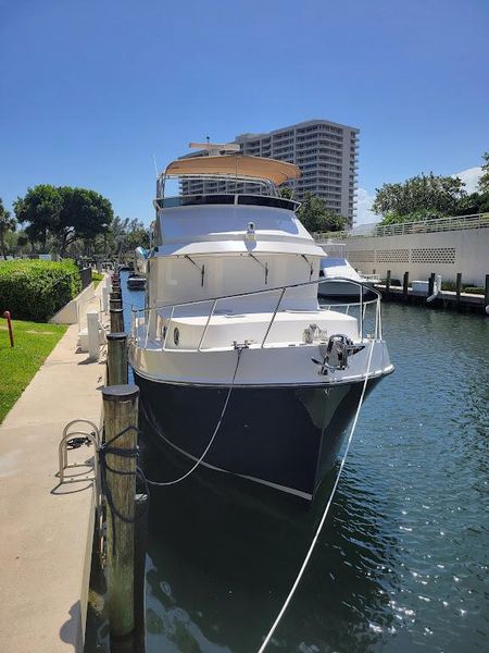2010 American Tug 41 Flybridge, Stabilized