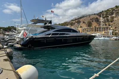 2006 Princess V70
