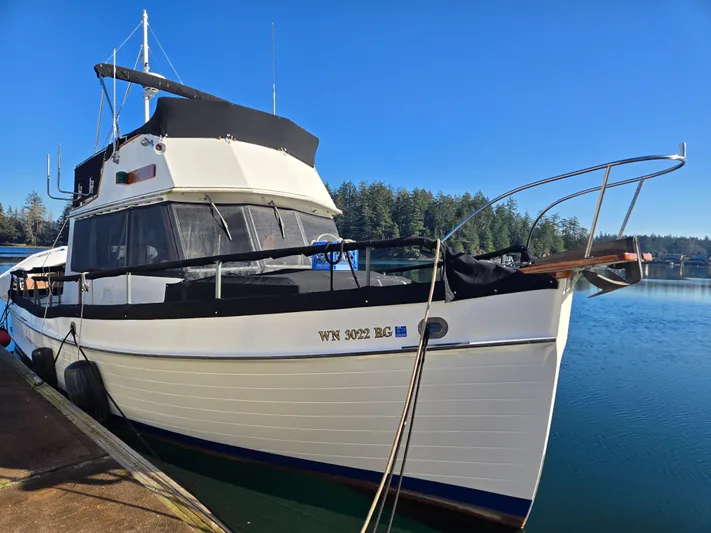 Mabel Yacht Photos Pics 