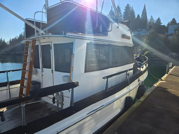 Mabel Yacht Photos Pics 
