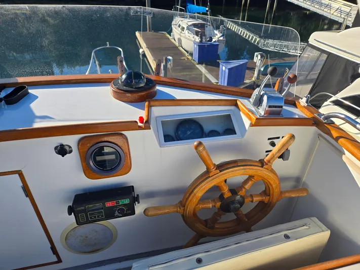 Mabel Yacht Photos Pics 