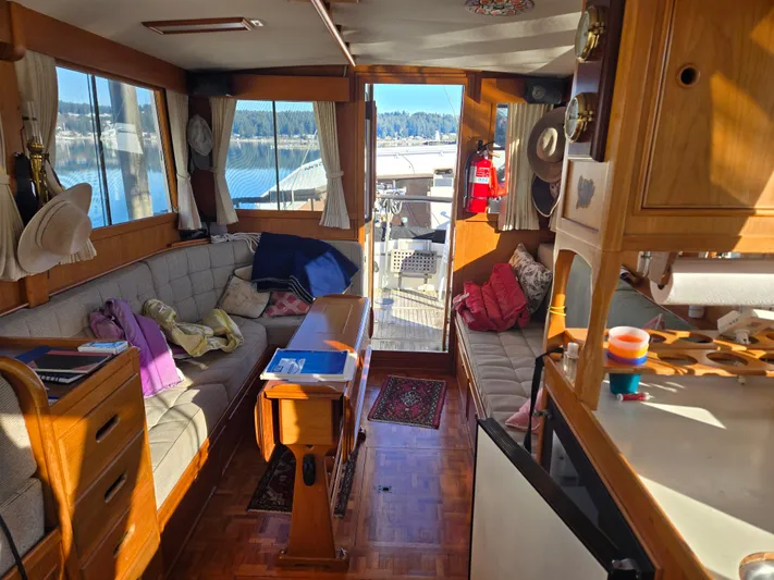 Mabel Yacht Photos Pics 