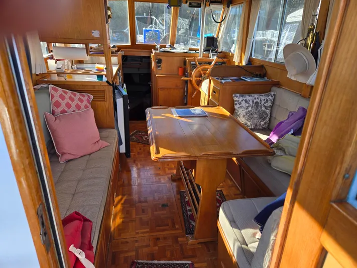 Mabel Yacht Photos Pics 