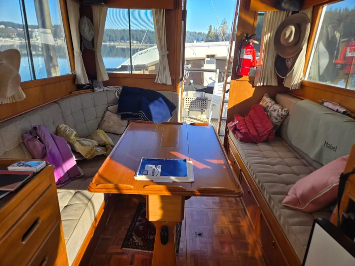 Mabel Yacht Photos Pics 