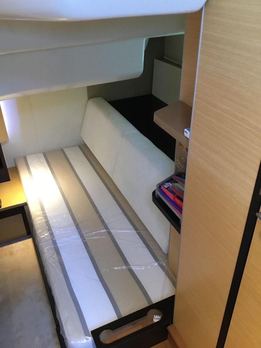2010 Cranchi 45 