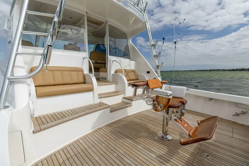 Up To It Yacht Photos Pics 2015 Viking 52 Sport Tower- UP TO IT- Cockpit