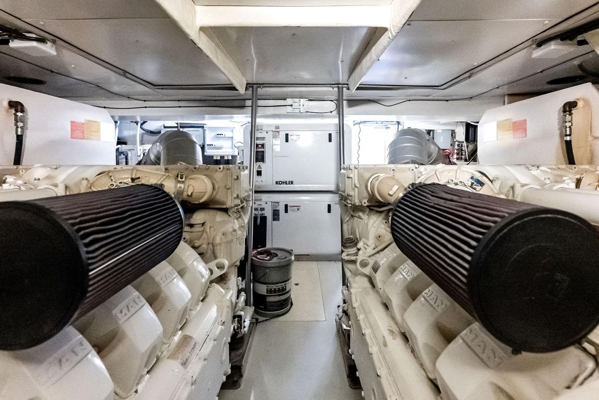 2014 Azimut 72 