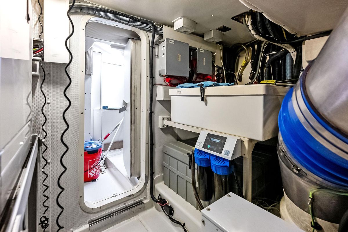 2014 Azimut 72 