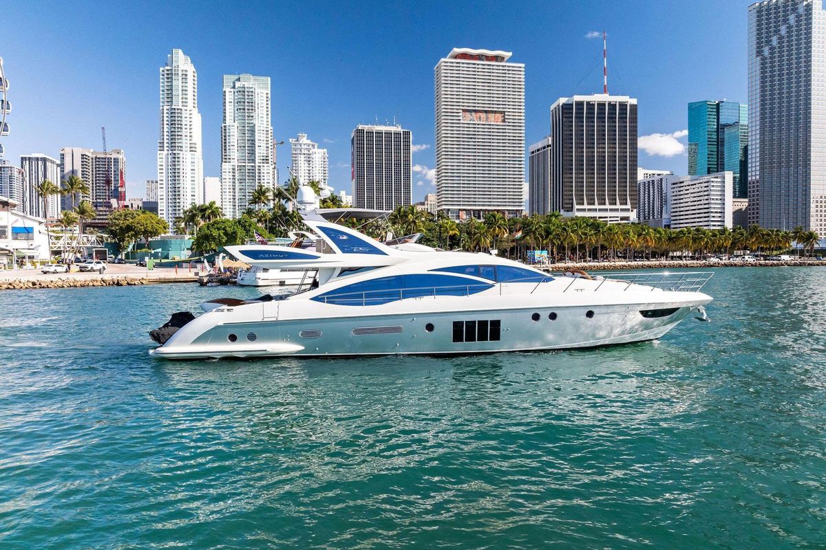 2014 Azimut 72 