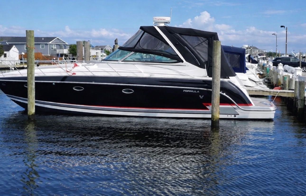 2014 Formula 37 Performance Cruiser