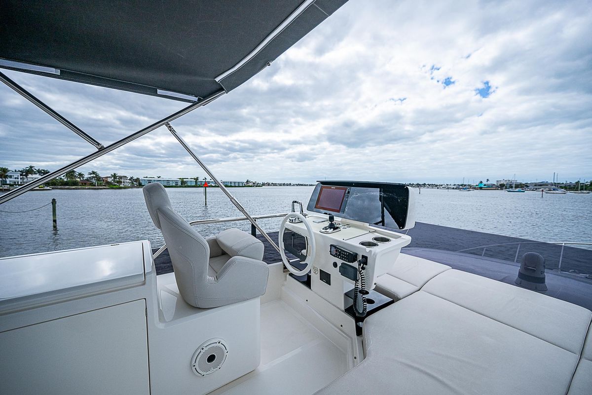 2021 Ferretti Yachts 50 