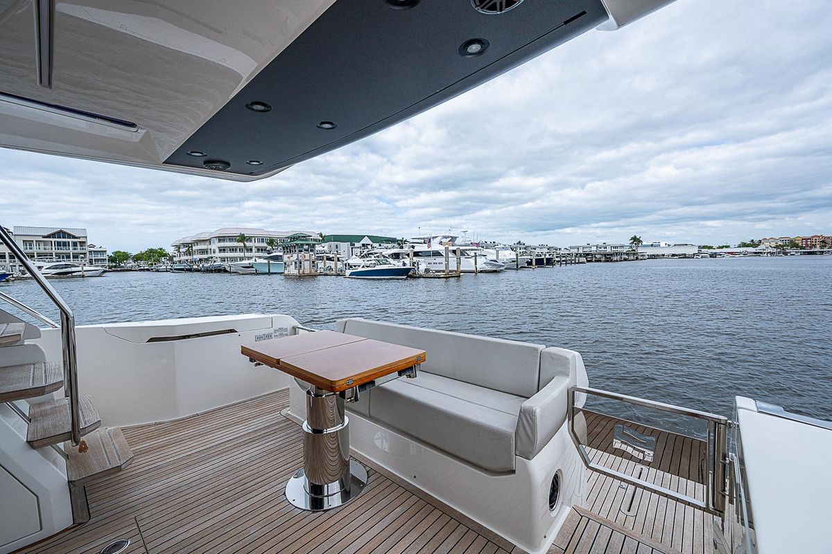 2021 Ferretti Yachts 50 