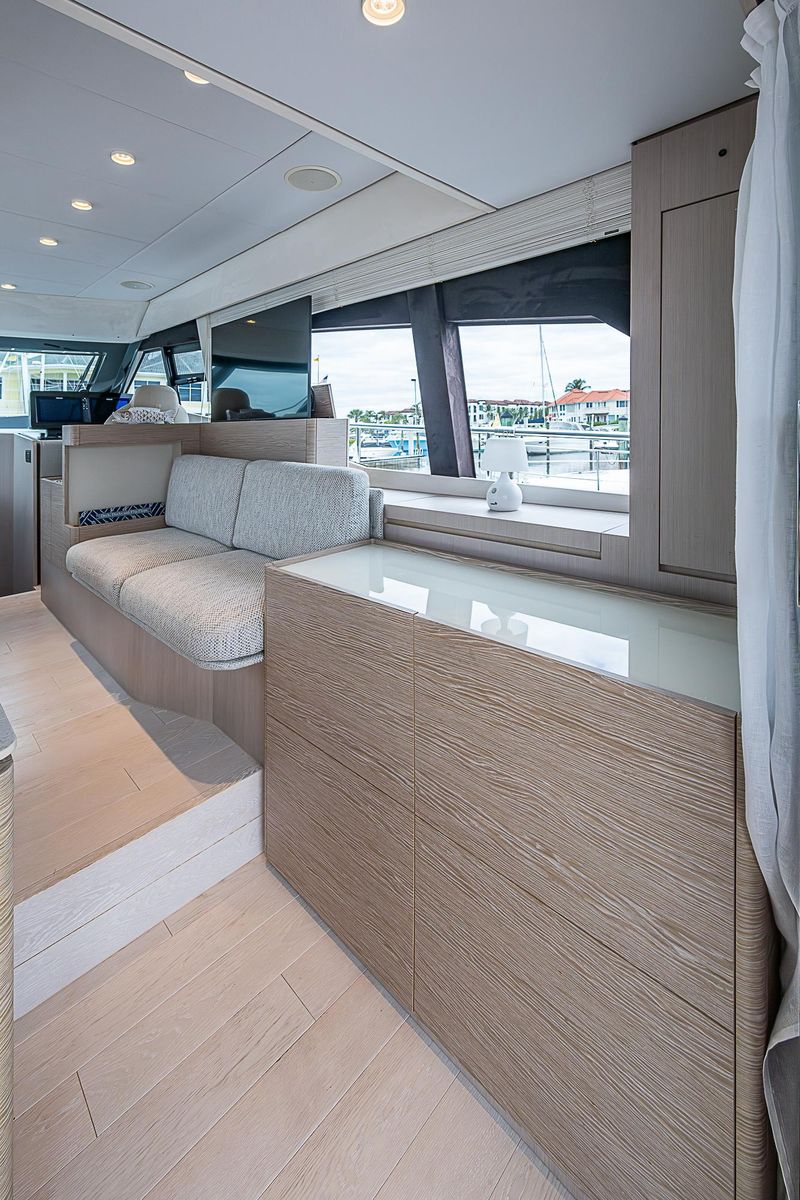 2021 Ferretti Yachts 50 