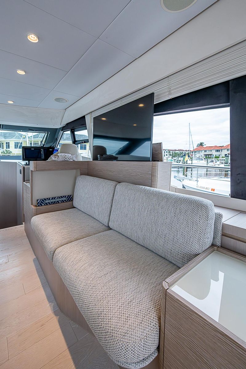 2021 Ferretti Yachts 50 