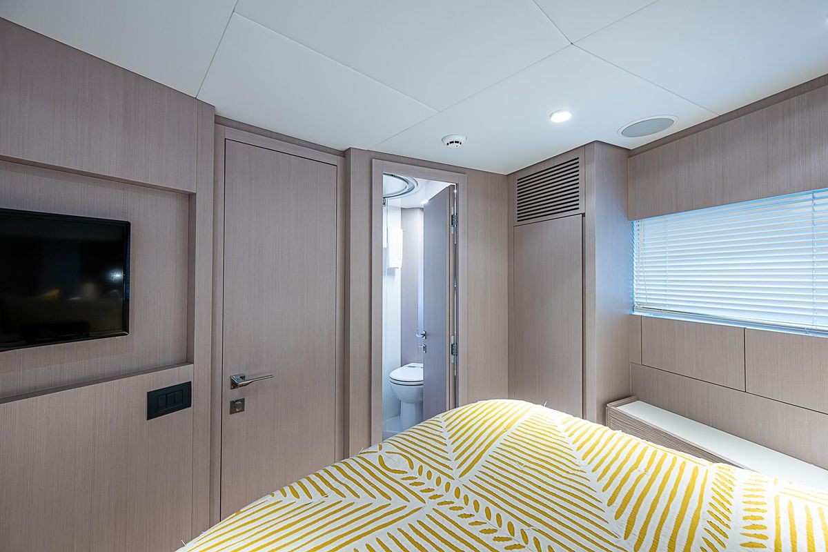 2021 Ferretti Yachts 50 