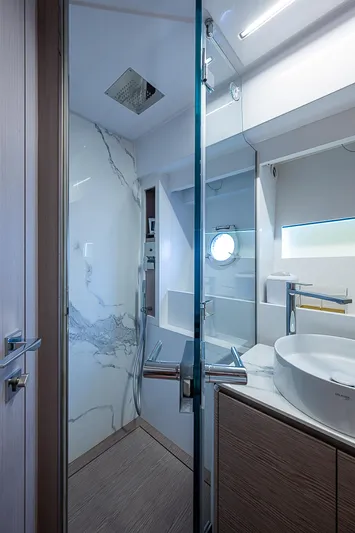 Time Chaser Yacht Photos Pics 