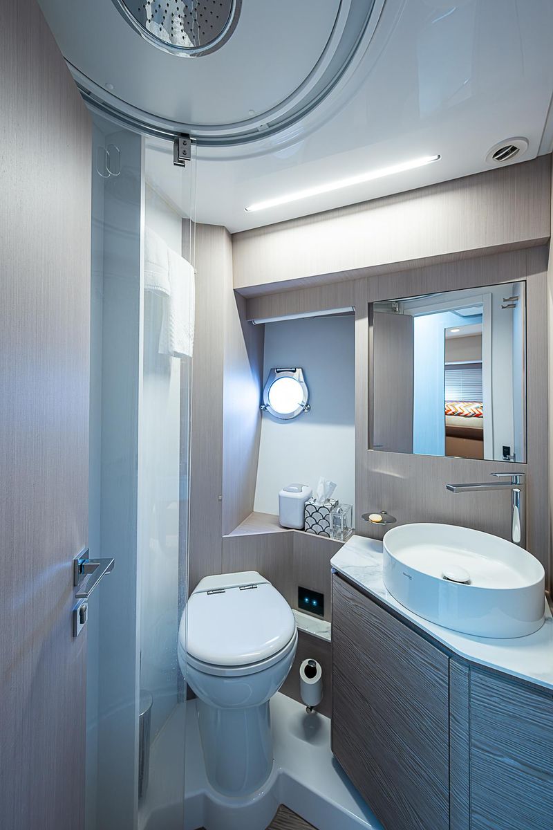 2021 Ferretti Yachts 50 