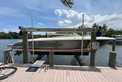 Chris-Craft Launch 32
