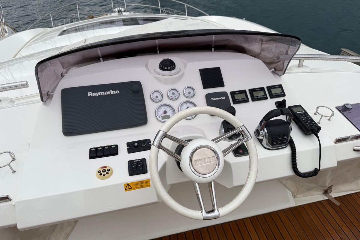 2016 Prestige 63 