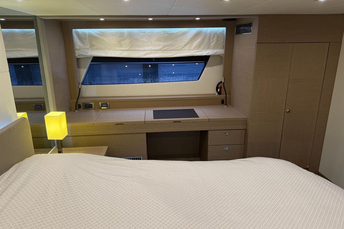 2016 Prestige 63 