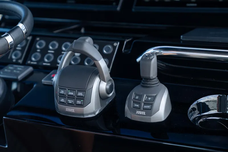 Available Now Yacht Photos Pics Control panel of 2025 Pardo Yachts 50 featuring Volvo Penta throttle and joystick.