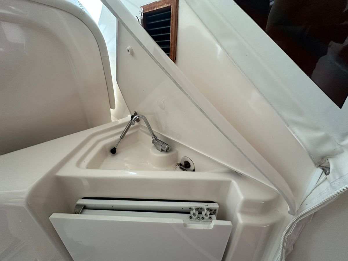 2007 Tiara Yachts 43 