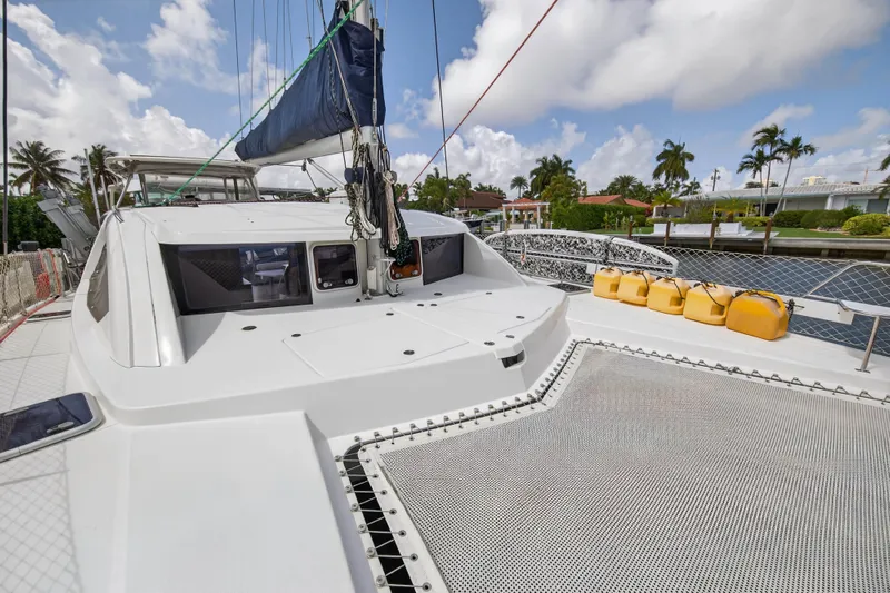 Papillon Yacht for Sale | 39 Leopard Yachts Fort Lauderdale, FL ...