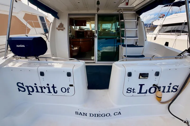 Spirit Of St Louis Yacht Photos Pics 2001 Maxum 4600 SCB Limited Edition yacht docked in San Diego, CA.