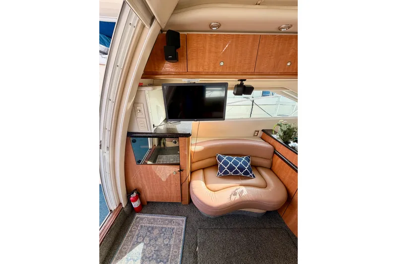 Spirit Of St Louis Yacht Photos Pics Interior of 2001 Maxum 4600 SCB Limited Edition yacht with leather seating and TV.