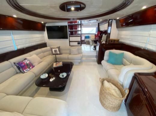 2002 Ferretti Yachts 72 