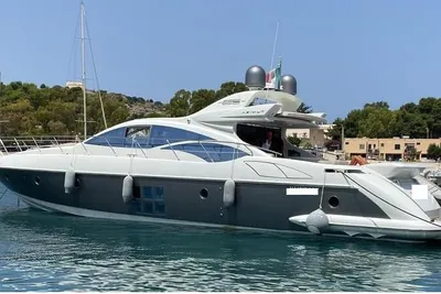 2007 Azimut 68S