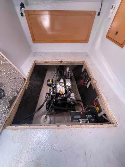 Endless Summer Yacht Photos Pics 