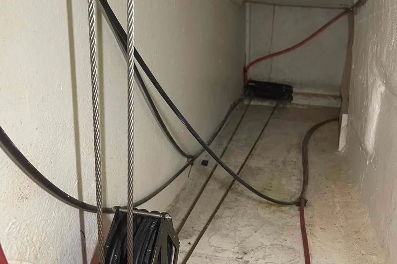 Endless Summer Yacht Photos Pics Cables and wires inside a 2008 Admiral Executive compartment.