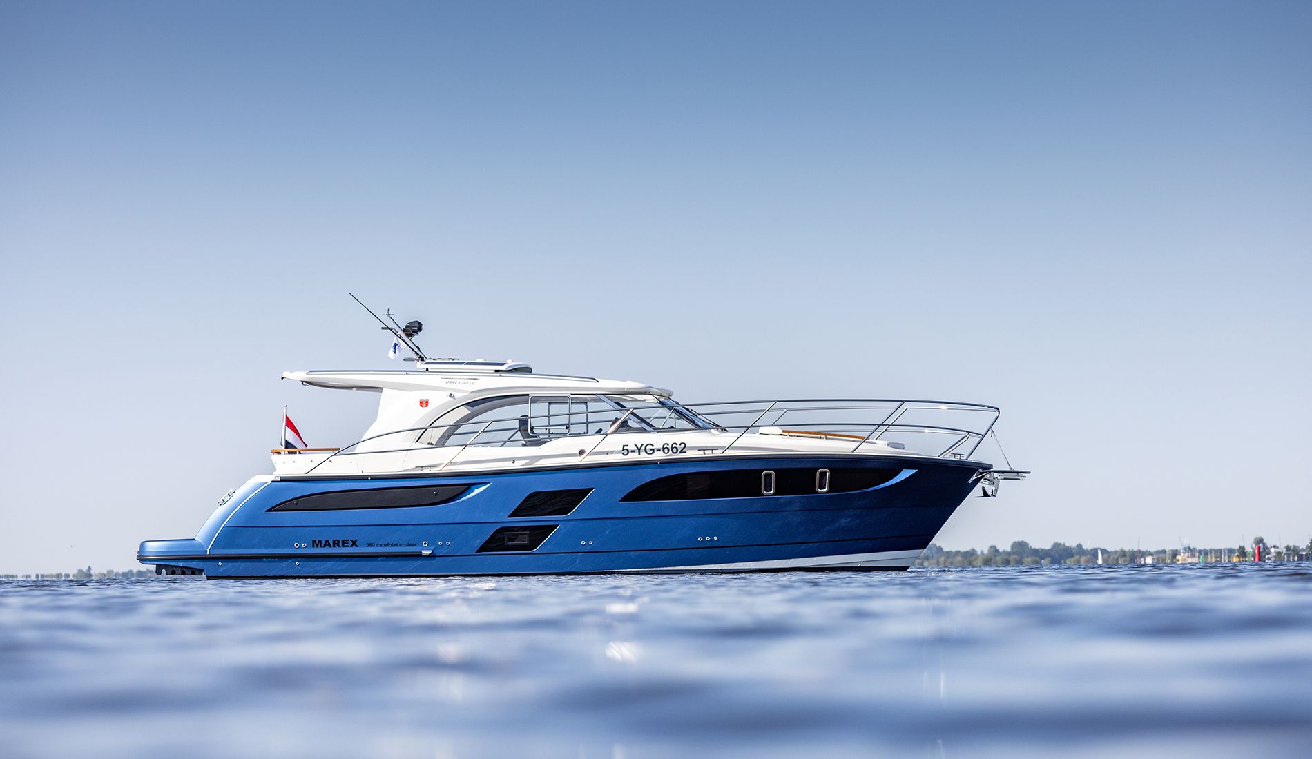 2025 Marex 360 Cabriolet Cruiser