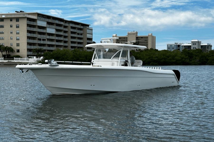 2017 Stamas 390 Tarpon