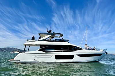 Azimut Fly 68