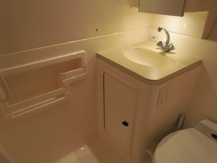 Bahama Yacht Photos Pics 