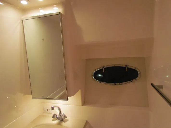 Bahama Yacht Photos Pics 