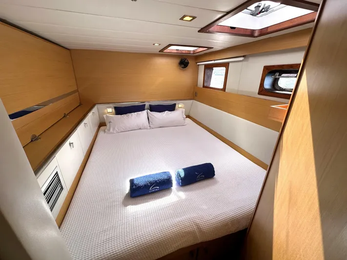 Zahora Yacht Photos Pics 