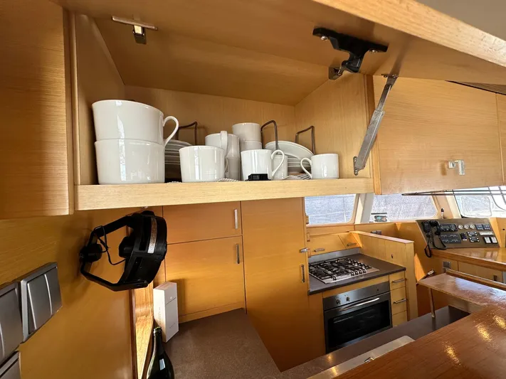 Zahora Yacht Photos Pics 