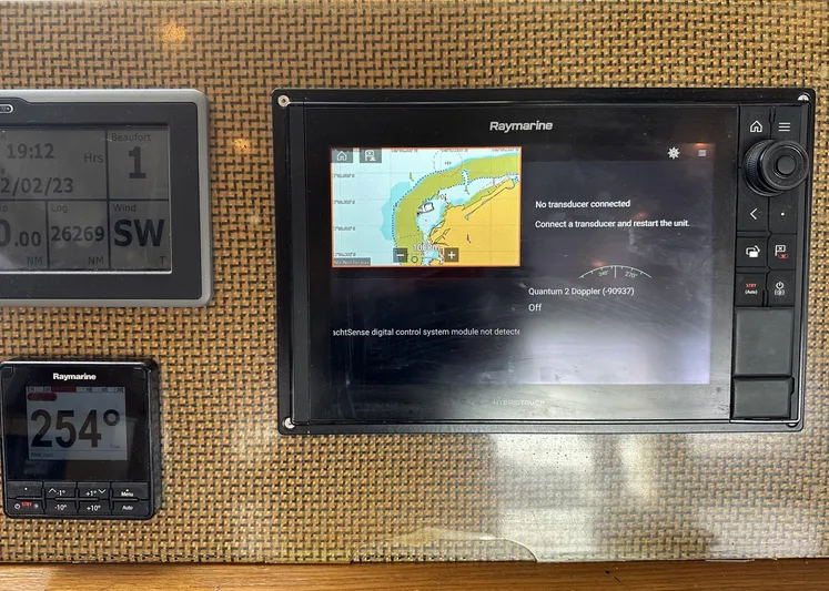 Zahora Yacht Photos Pics 