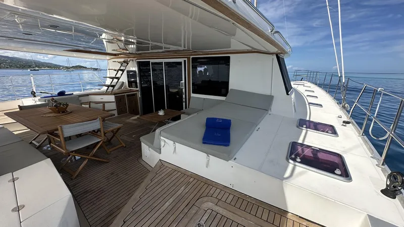 Zahora Yacht Photos Pics 